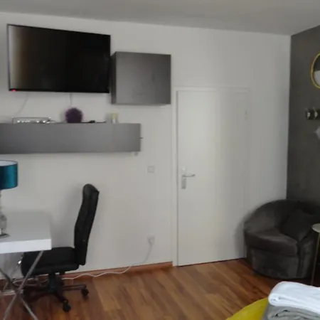 Relax And Enjoy Apartment